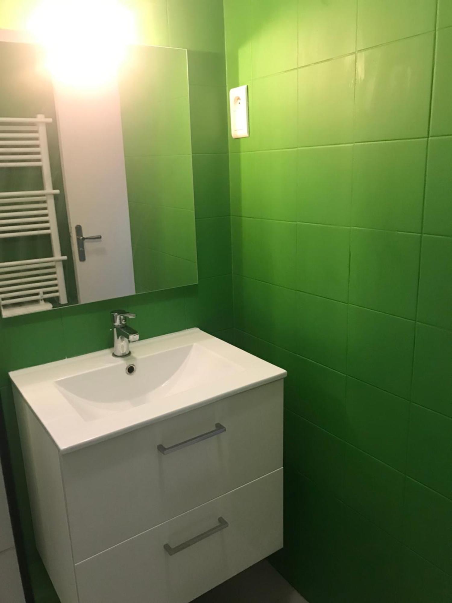 Appartement T2 De Standing Au Pied Des Plages Golfe-Juan Bagian luar foto