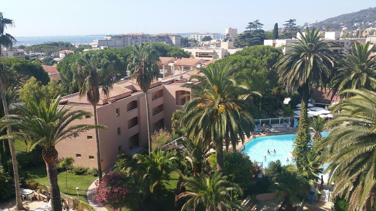 Appartement T2 De Standing Au Pied Des Plages Golfe-Juan Bagian luar foto